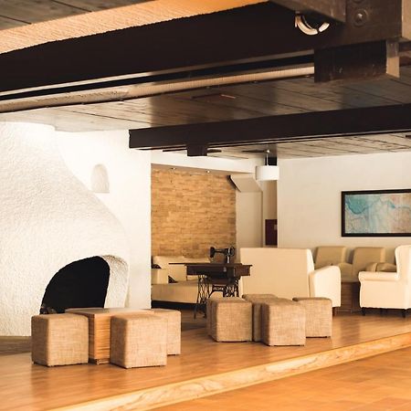 דונג'י מלינובאץ' Hotel Lepenski Vir מראה חיצוני תמונה